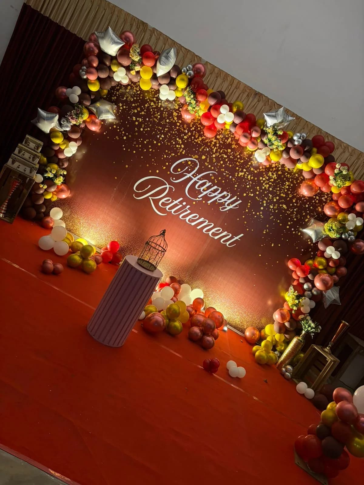 Surprise Decor